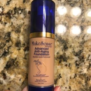 Makesense anti aging foundation in share almond